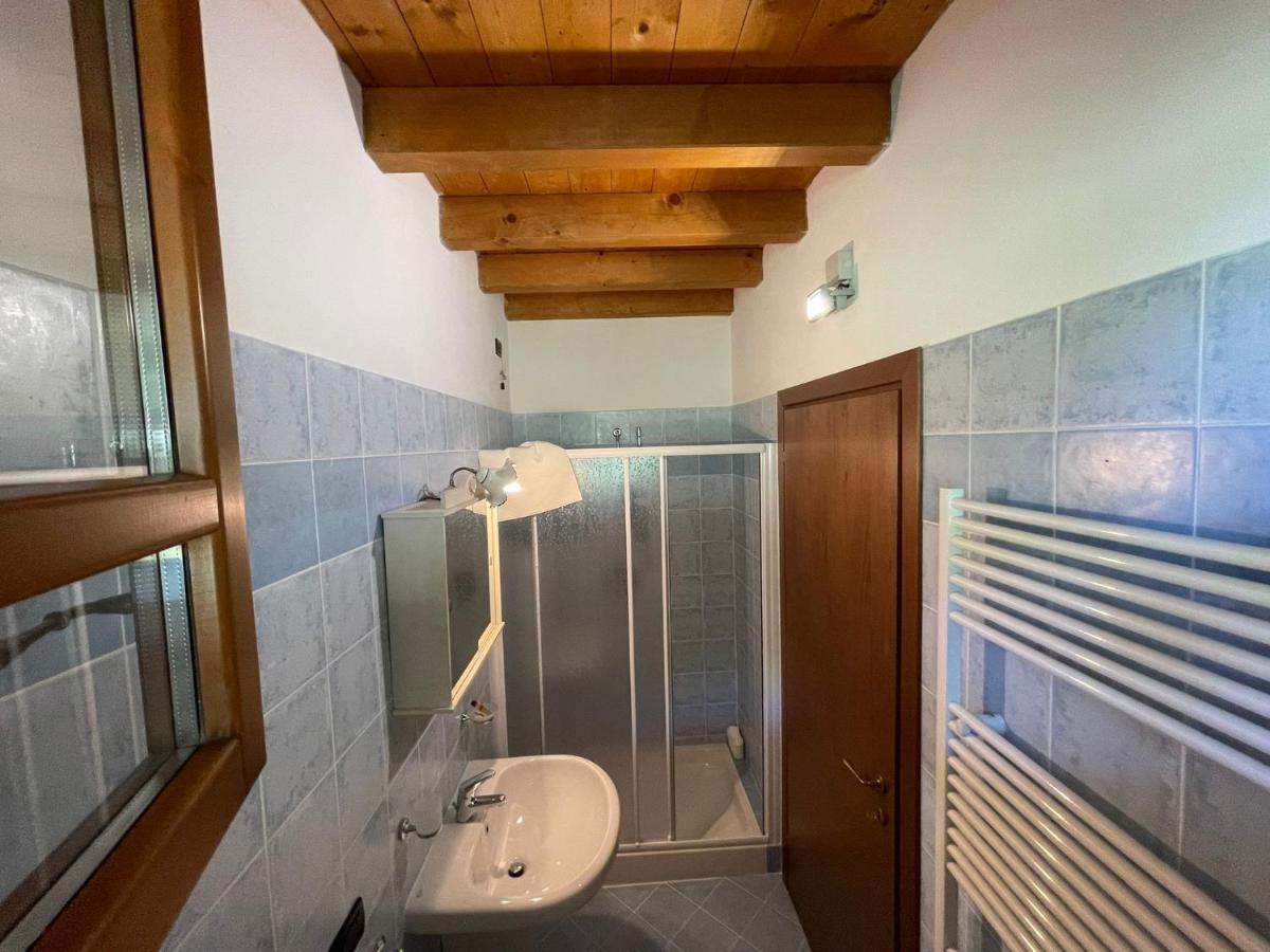 La Fiocchina - Magic Place - Apartments & Studios In Garda Lake - Countryside Farmhouse, Inside The Middle Of The Lake Salò Exteriör bild