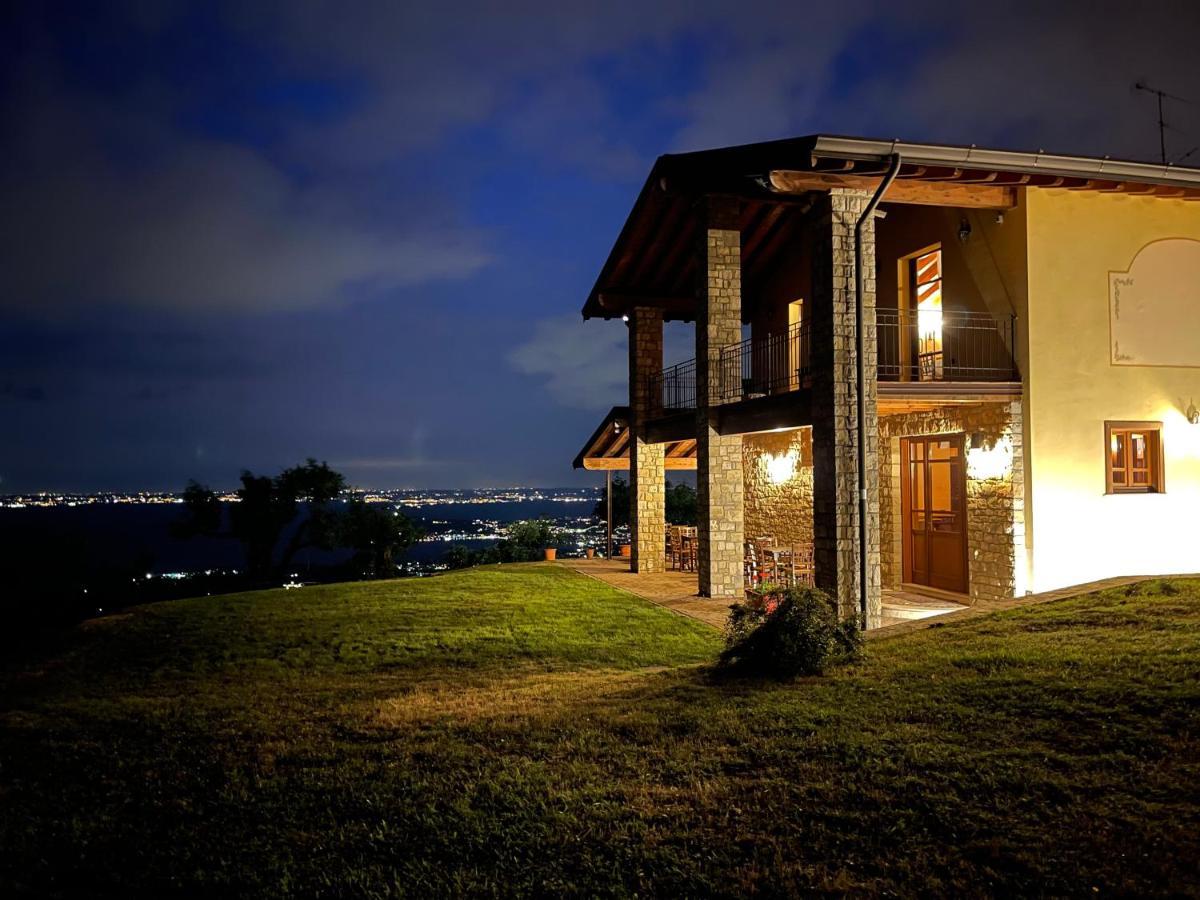 La Fiocchina - Magic Place - Apartments & Studios In Garda Lake - Countryside Farmhouse, Inside The Middle Of The Lake Salò Exteriör bild