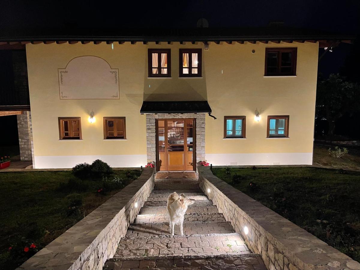 La Fiocchina - Magic Place - Apartments & Studios In Garda Lake - Countryside Farmhouse, Inside The Middle Of The Lake Salò Exteriör bild