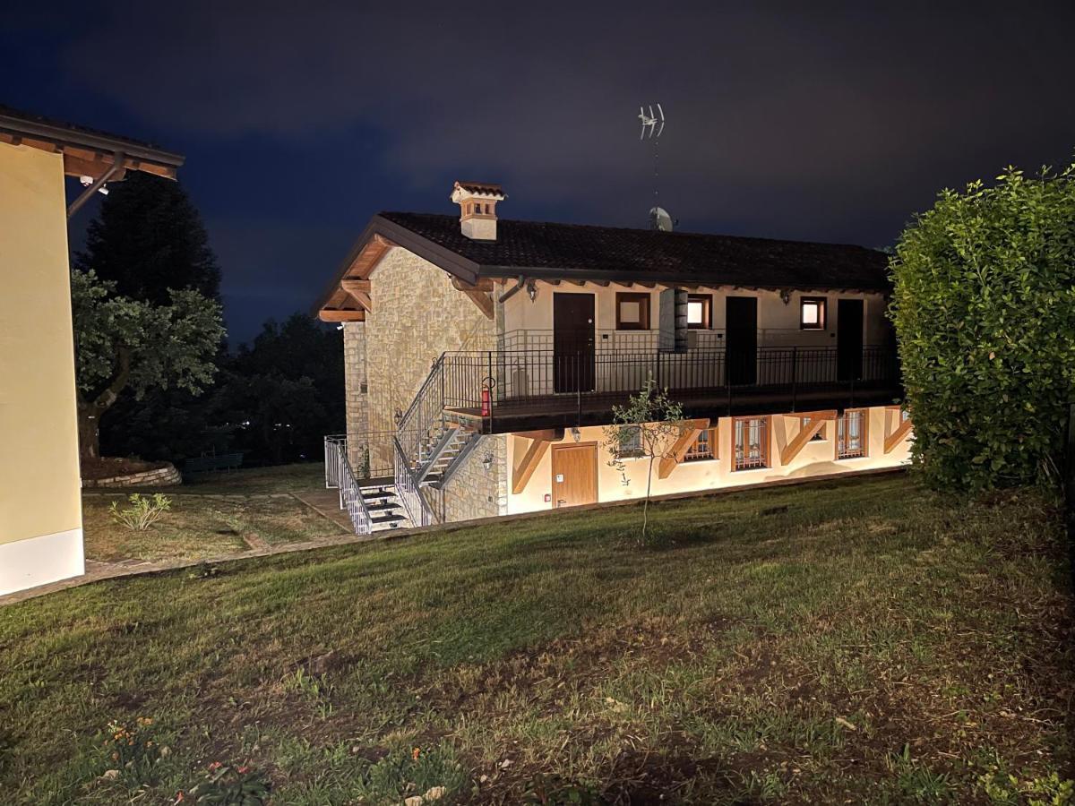 La Fiocchina - Magic Place - Apartments & Studios In Garda Lake - Countryside Farmhouse, Inside The Middle Of The Lake Salò Exteriör bild